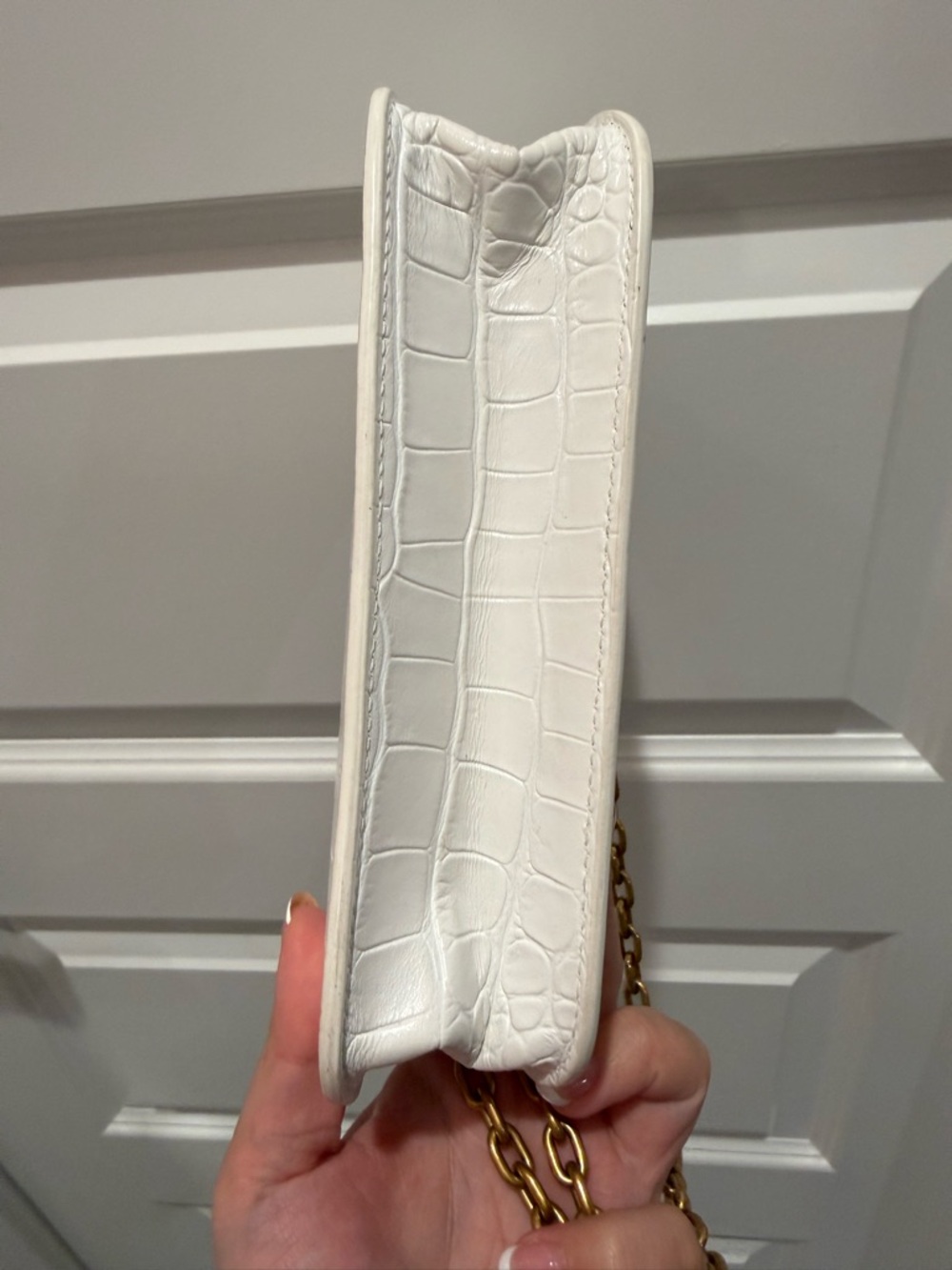 Balenciaga White Croc-Embossed Chain Crossbody with Gold BB Logo - Picture 7 of 8